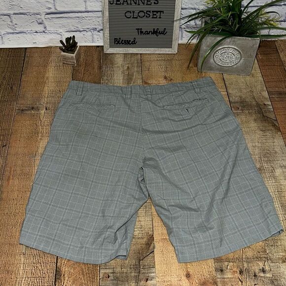Men’s O’Neil Relaxed Fit Shorts - Picture 3 of 10